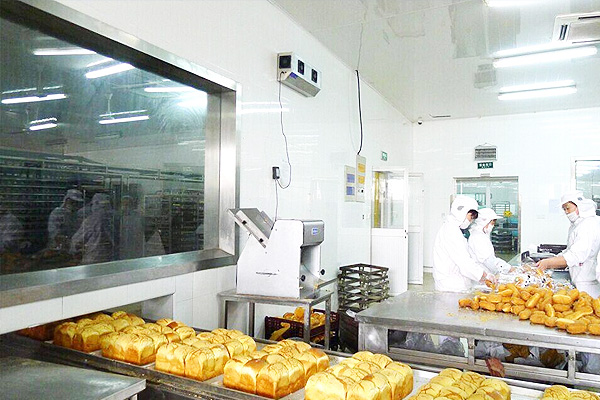 河南鄭州一食品加工廠用單臺1噸燃?xì)庹羝仩t